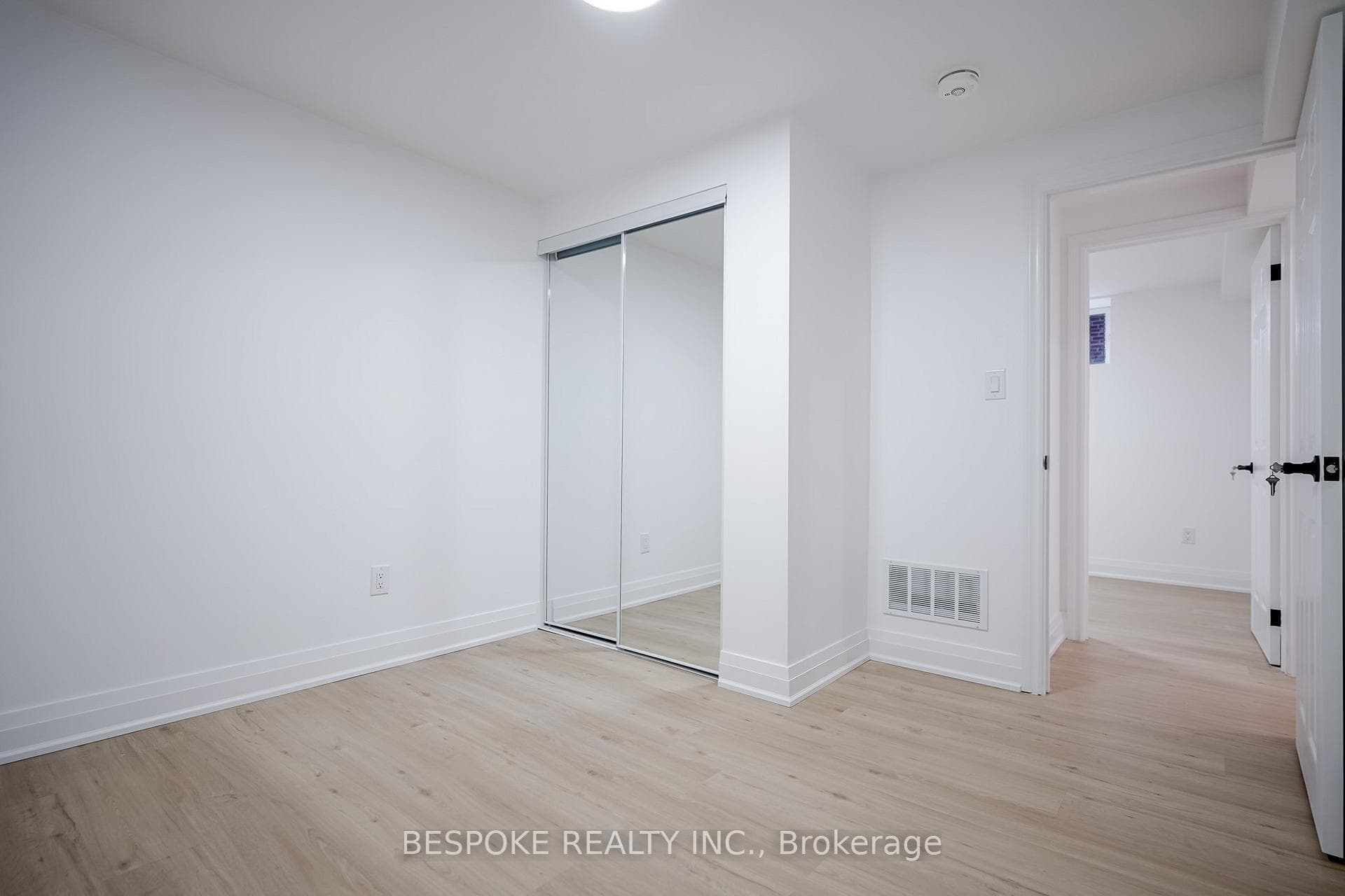 1110 Athol Street Unit Bsmt photo 16
