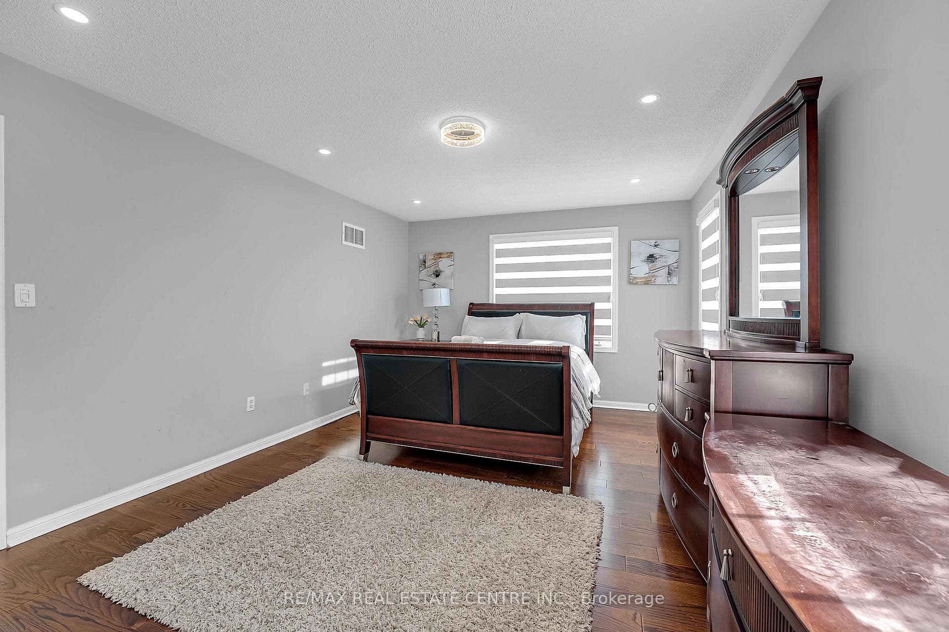 834 Ferguson Drive photo 26