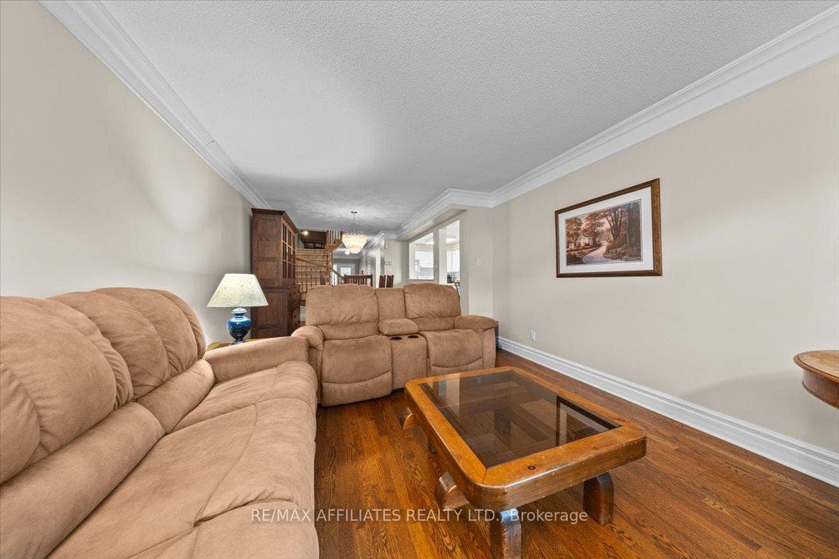 1639 Trenholm Lane photo 10