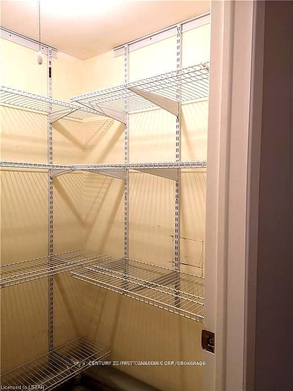1855 Aldersbrook Road Unit 21 photo 11