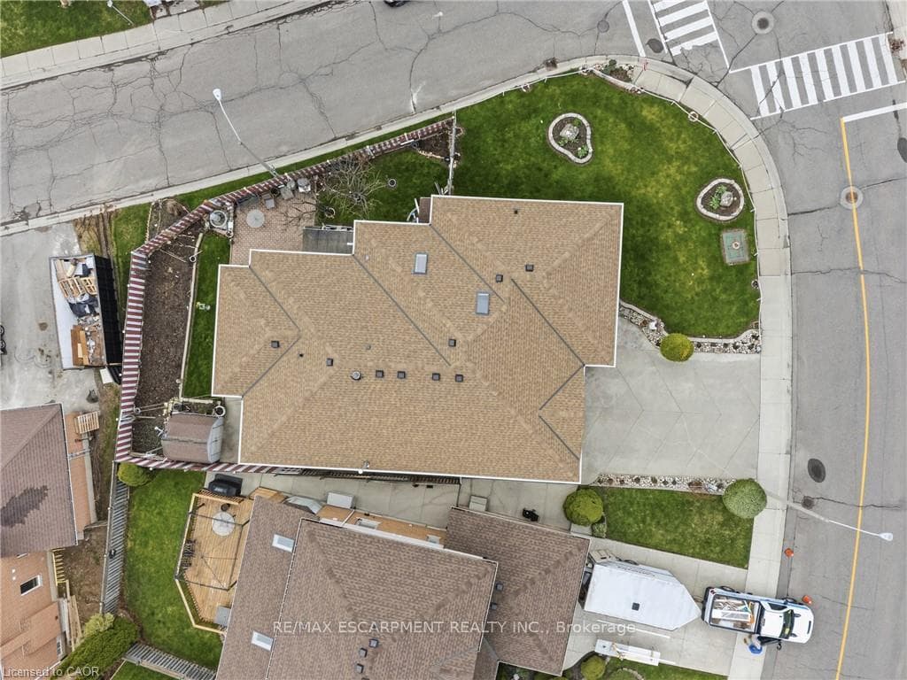 546 Dicenzo Drive photo 41