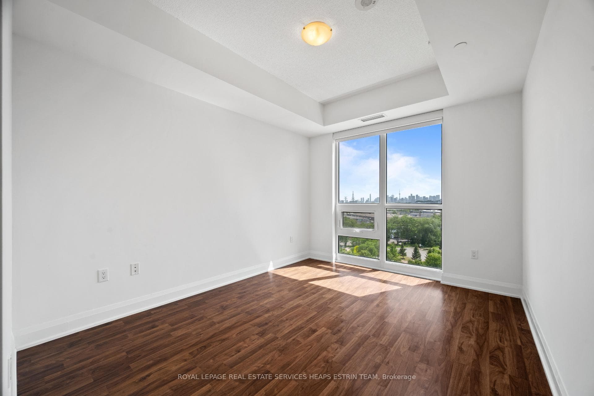 160 Vanderhoof Avenue Unit 913 photo 19
