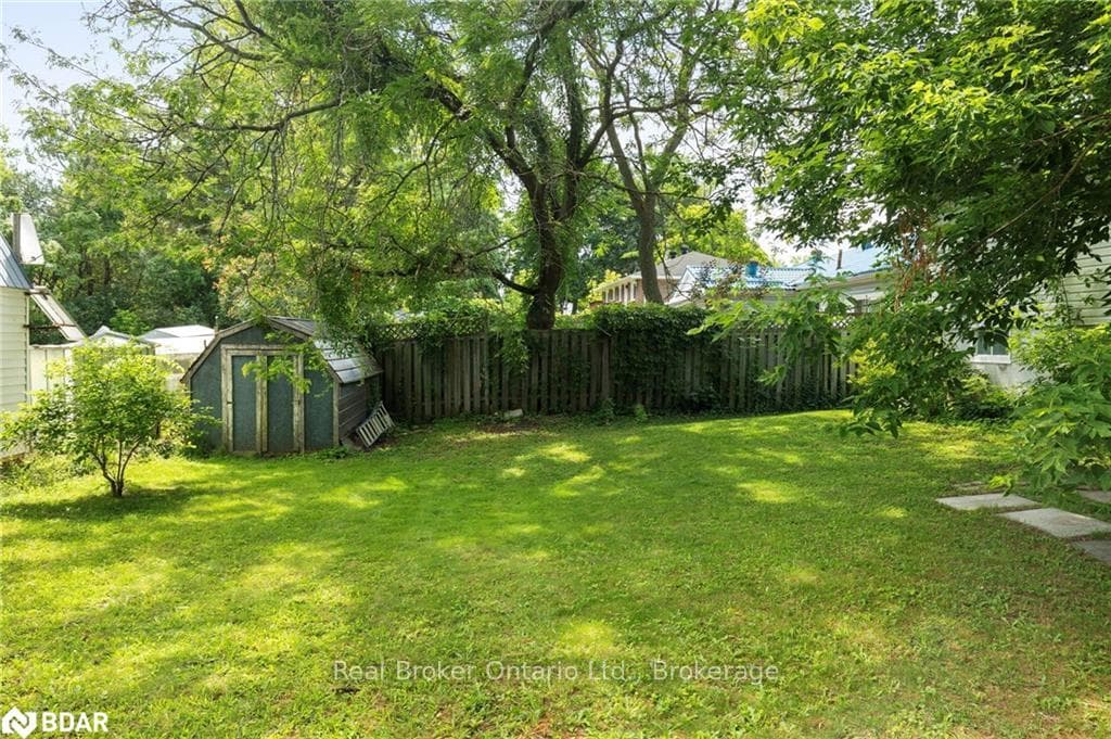 460 HIGH Street photo 32