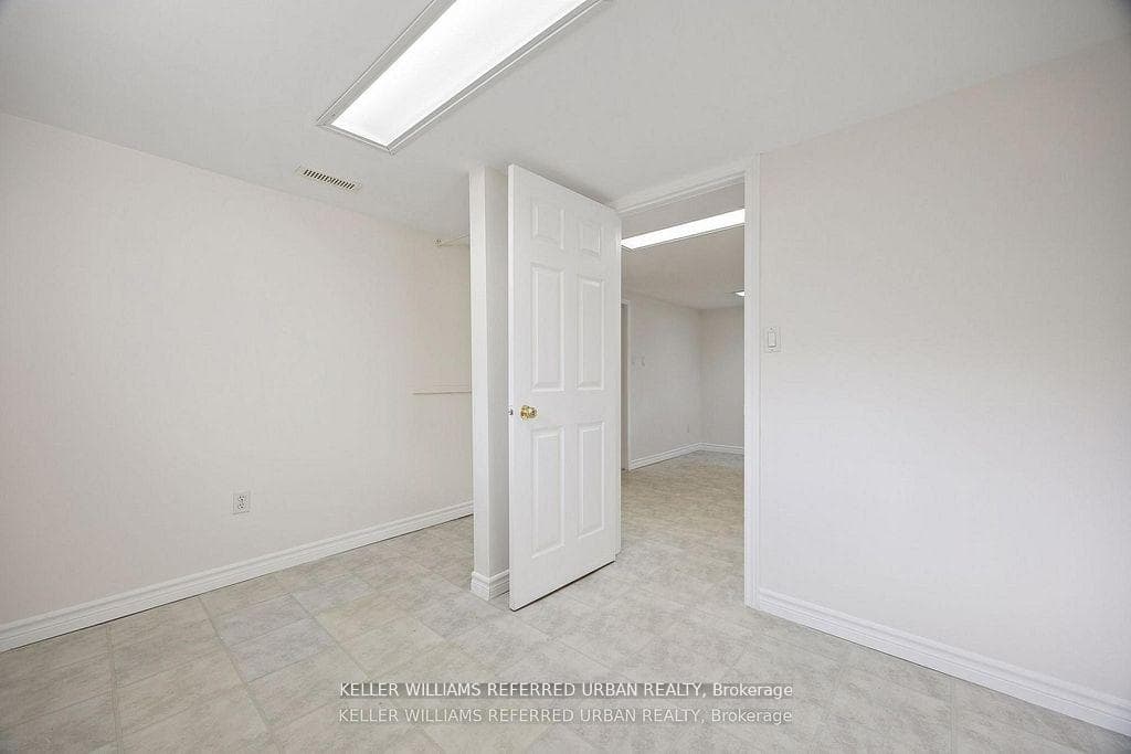17 Madron Crescent photo 29
