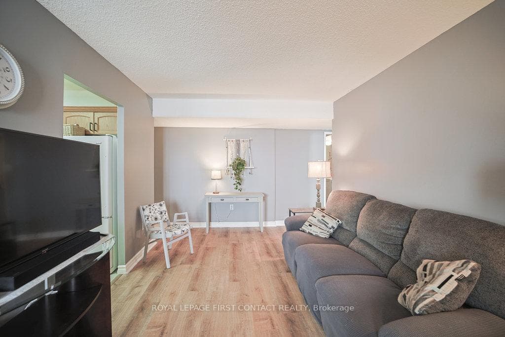 20 William Roe Boulevard Unit 808 photo 5