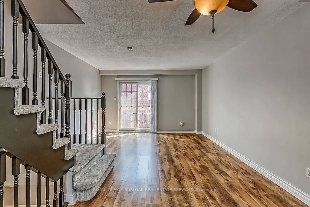 3480 Upper Middle Road Unit 13 photo 11