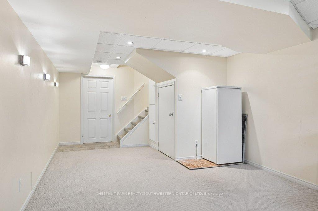 189 Shadow Wood Court photo 27