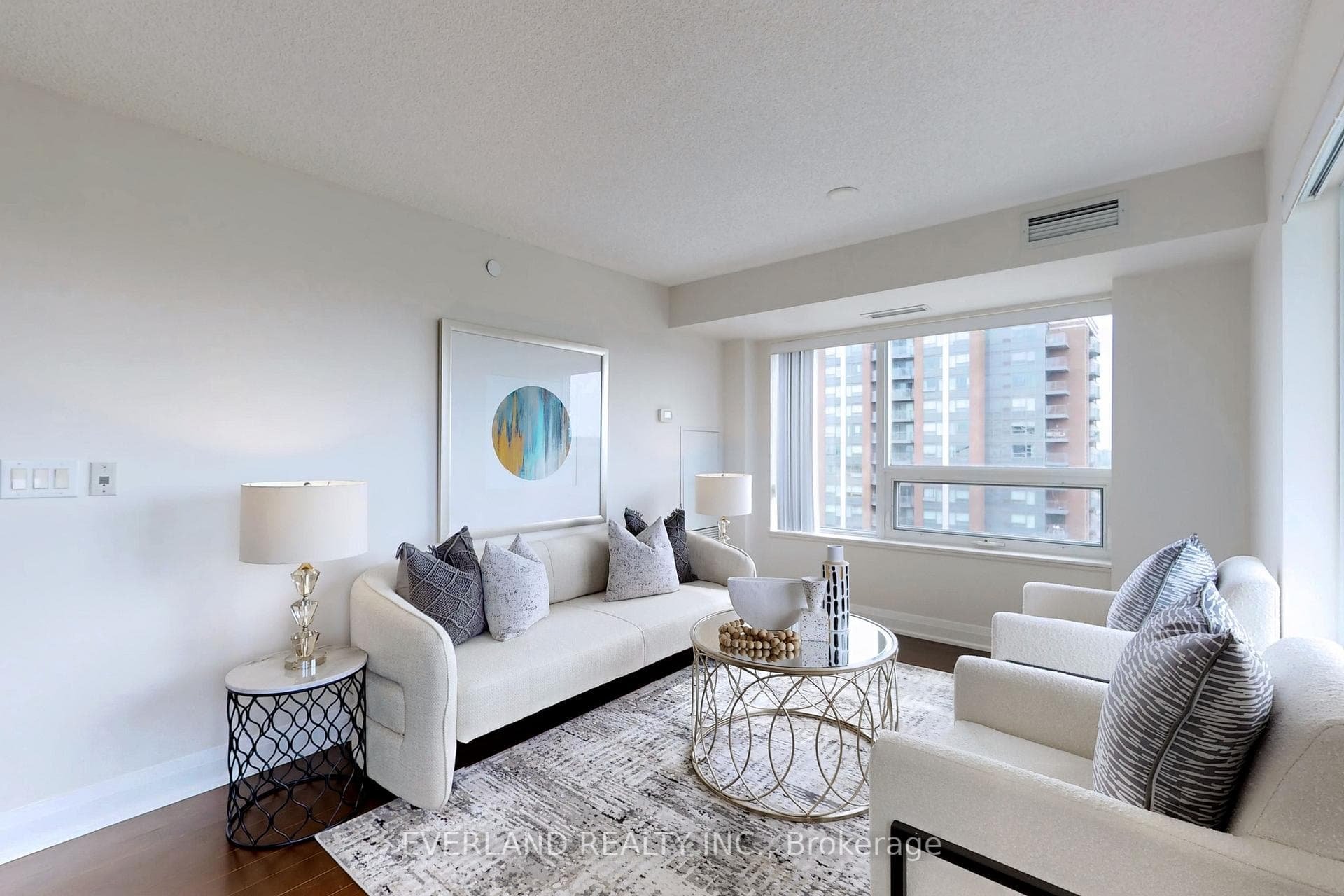18 Uptown Drive Unit 1605 photo 10