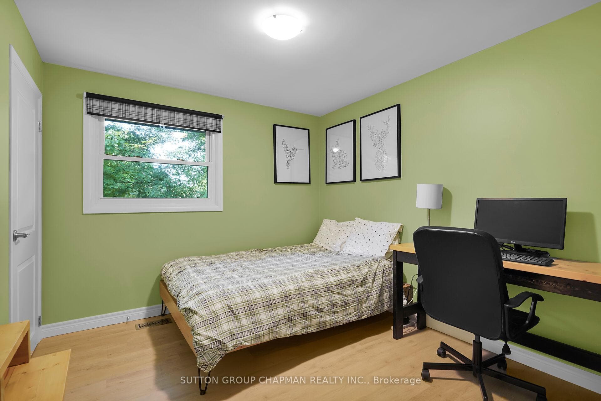 66 Naomee Crescent photo 30