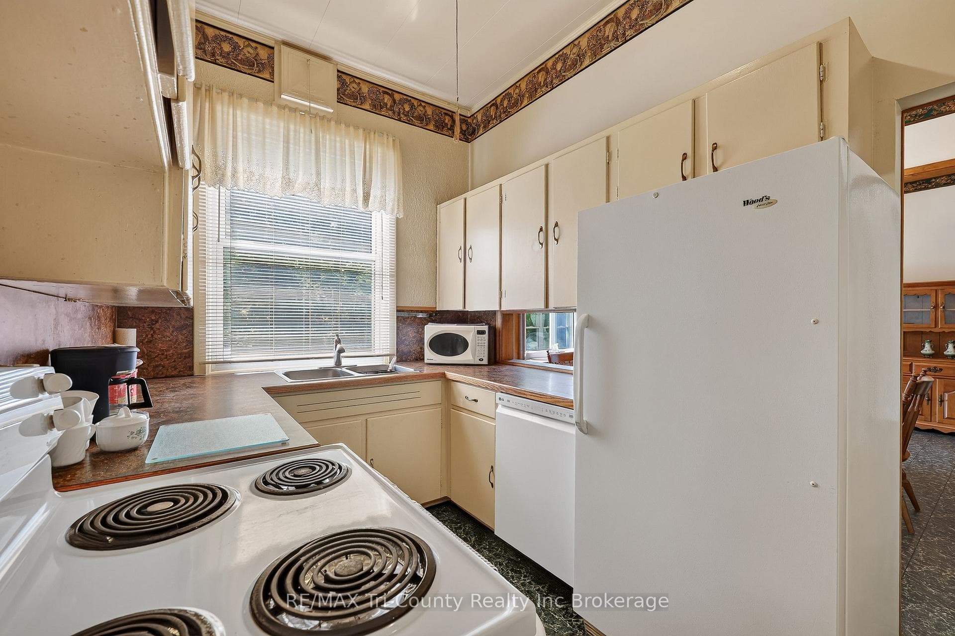 54427 Talbot Line photo 7