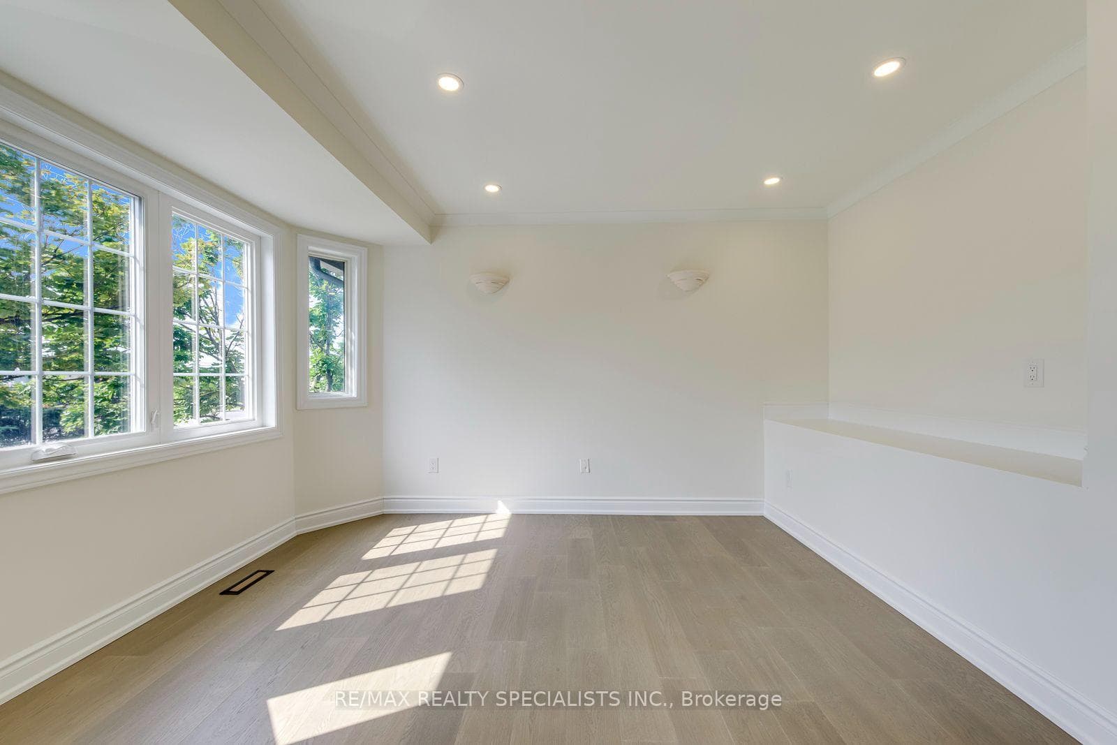 2955 Thomas Street Unit 12 photo 21