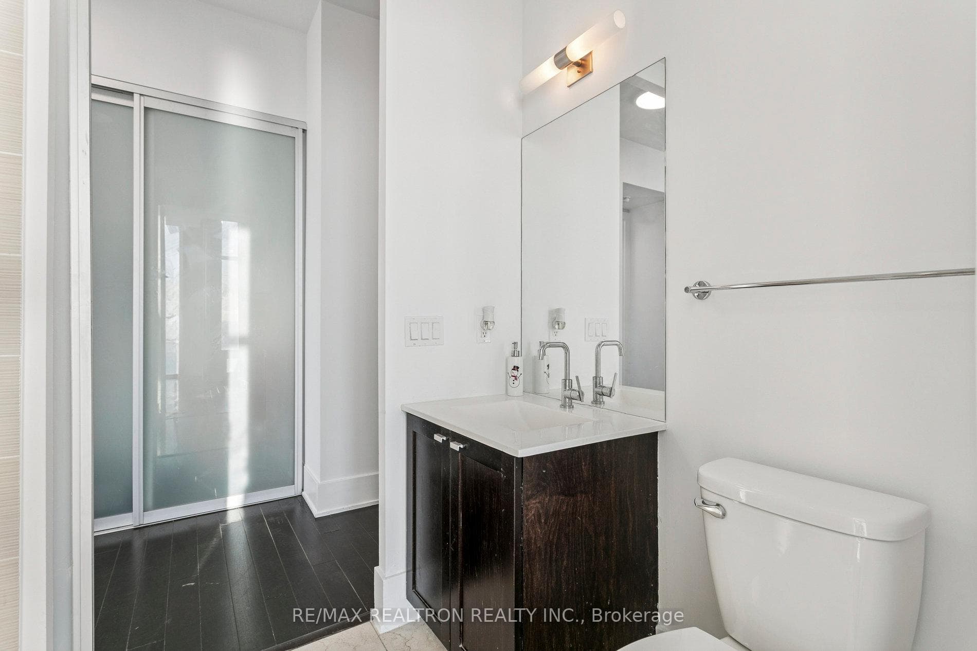 103 The Queensway N/A Unit 2805 photo 22