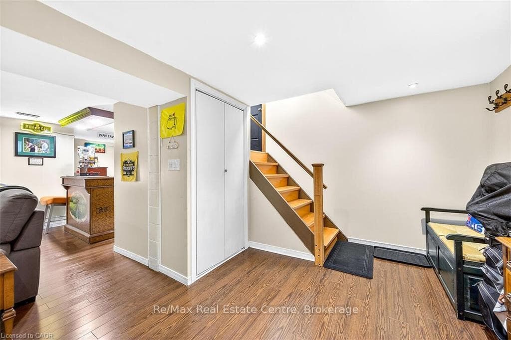 336 East 16th Street photo 22