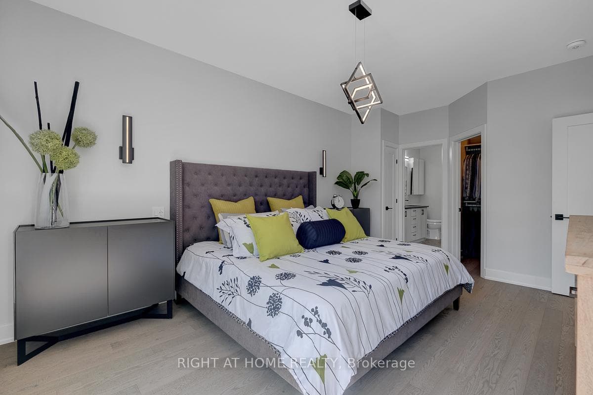 780 Keinouche Place photo 22