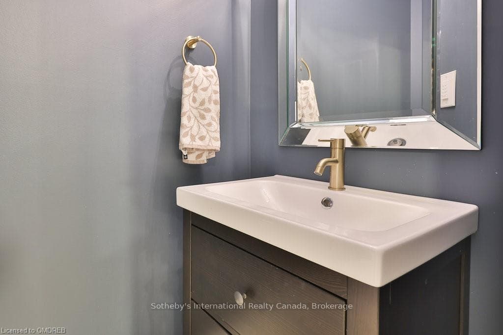 89 CHISHOLM Street photo 20