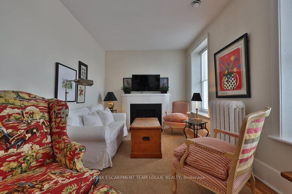 12 Suffolk Street Unit B-UPPER photo 18
