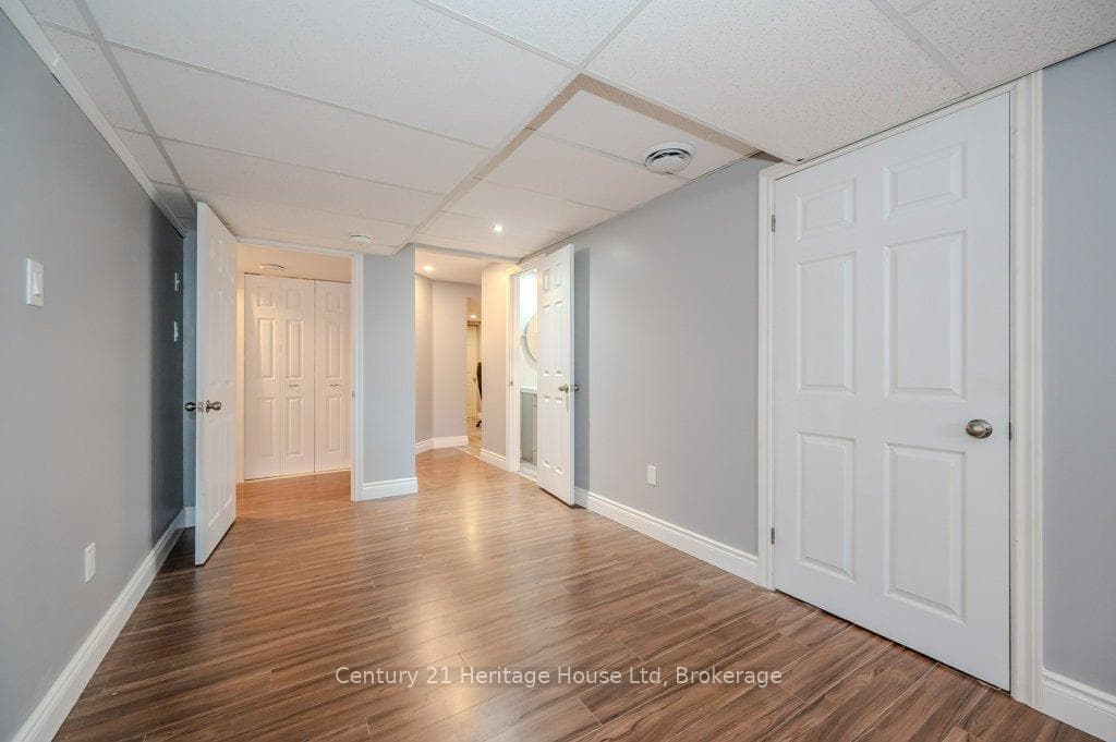 192 Severn Drive photo 32