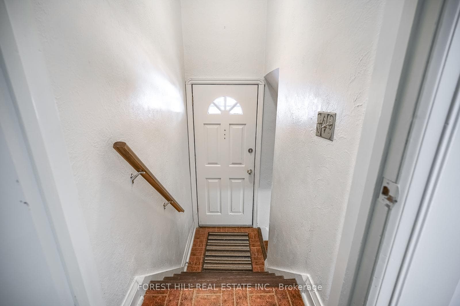 5 Fairbourne Crescent photo 14