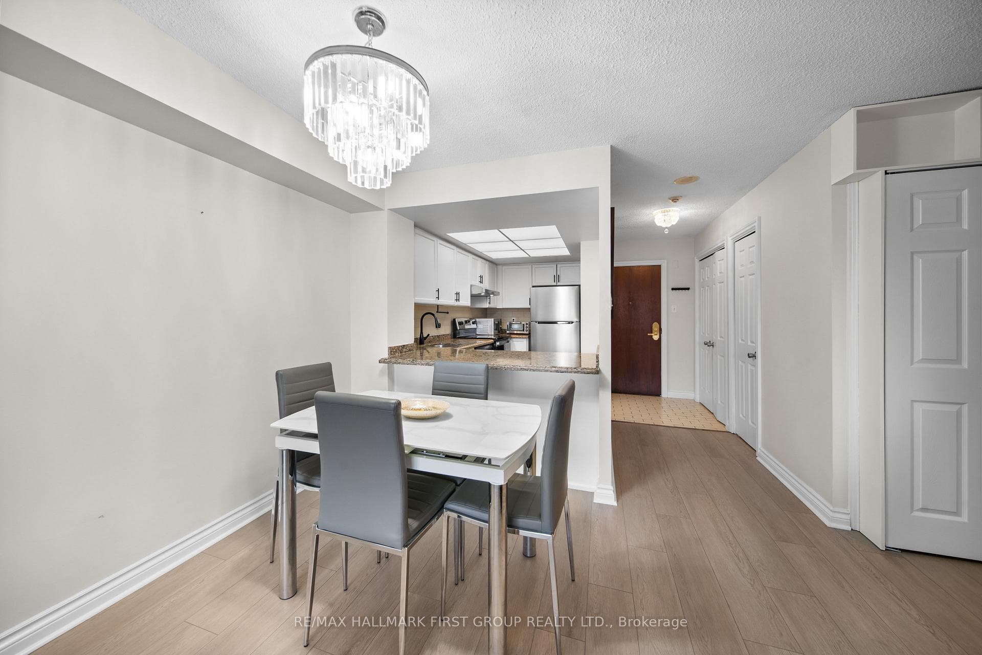 1200 Don Mills Road Unit 303 photo 7
