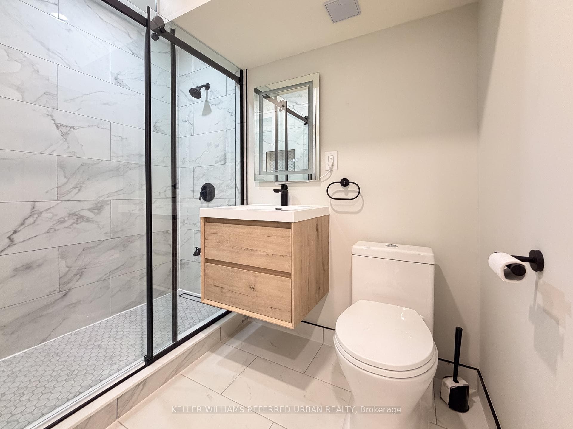 63 Wallington Avenue Unit Basement photo 6