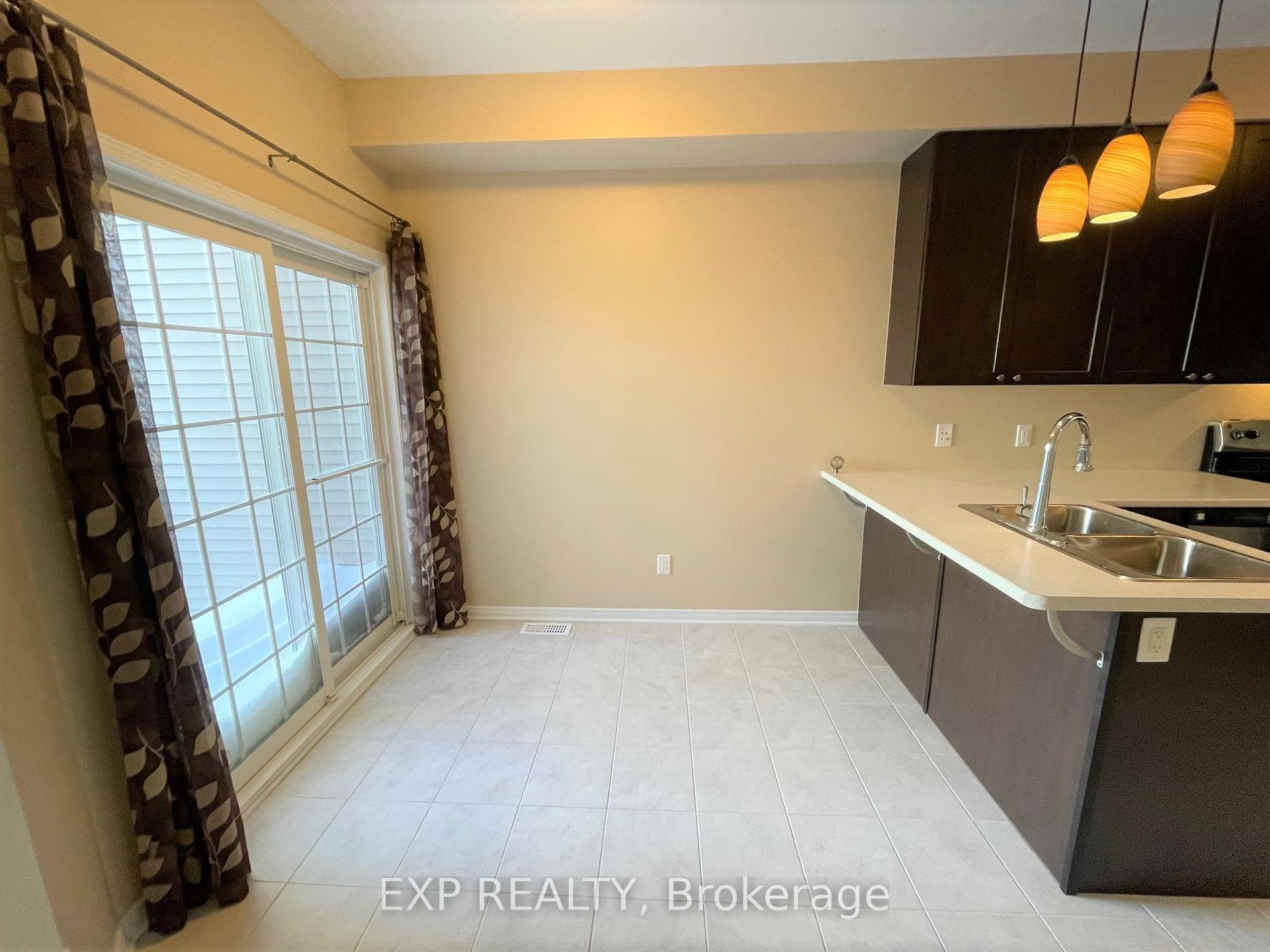 752 Oakglade Avenue photo 20
