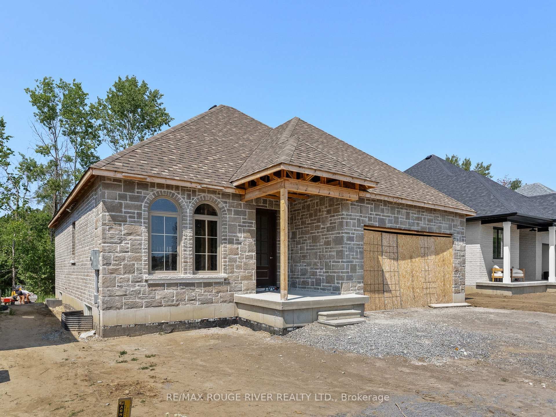 3-1000 D'ARCY Street photo 3