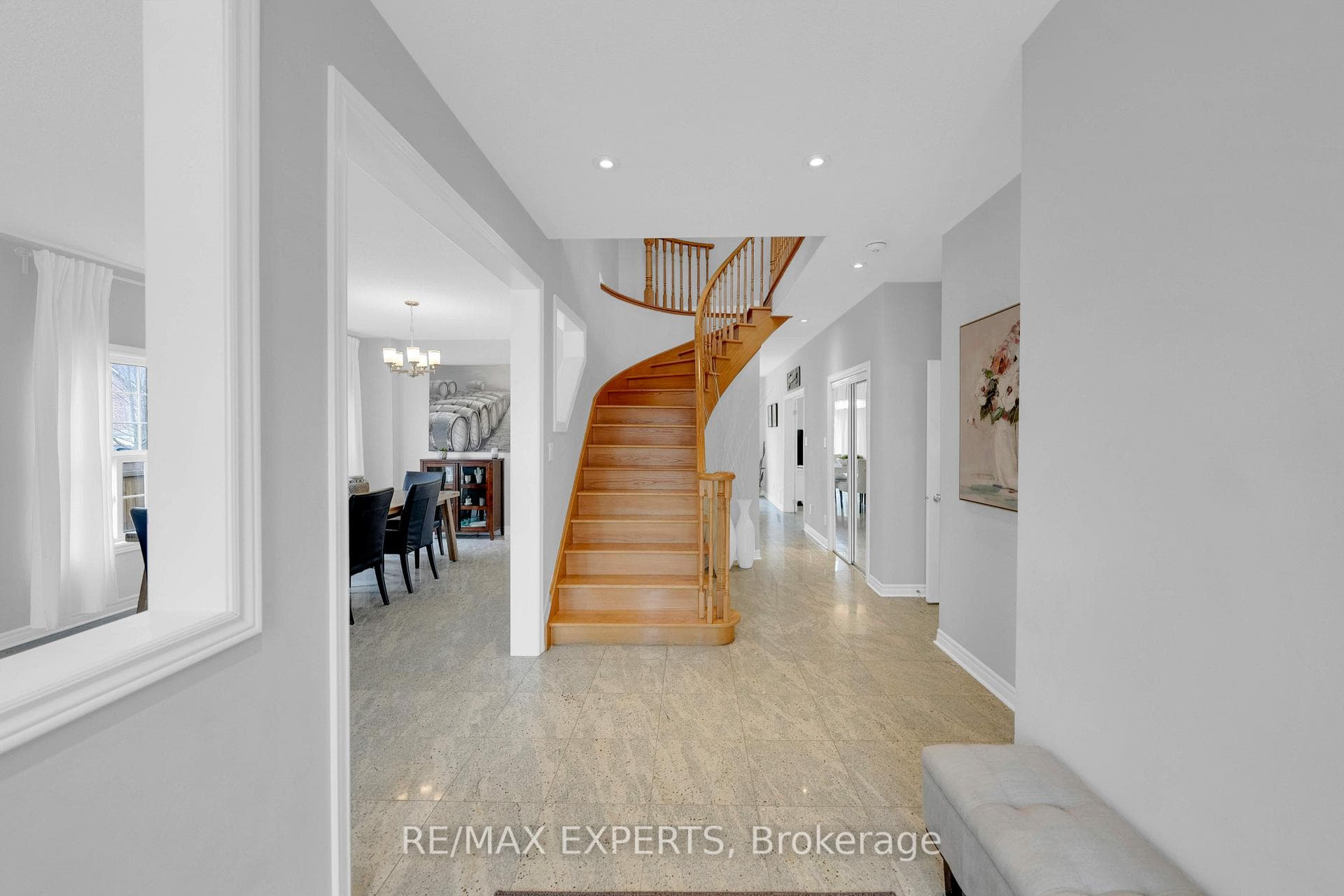 107 Bayview Avenue photo 4