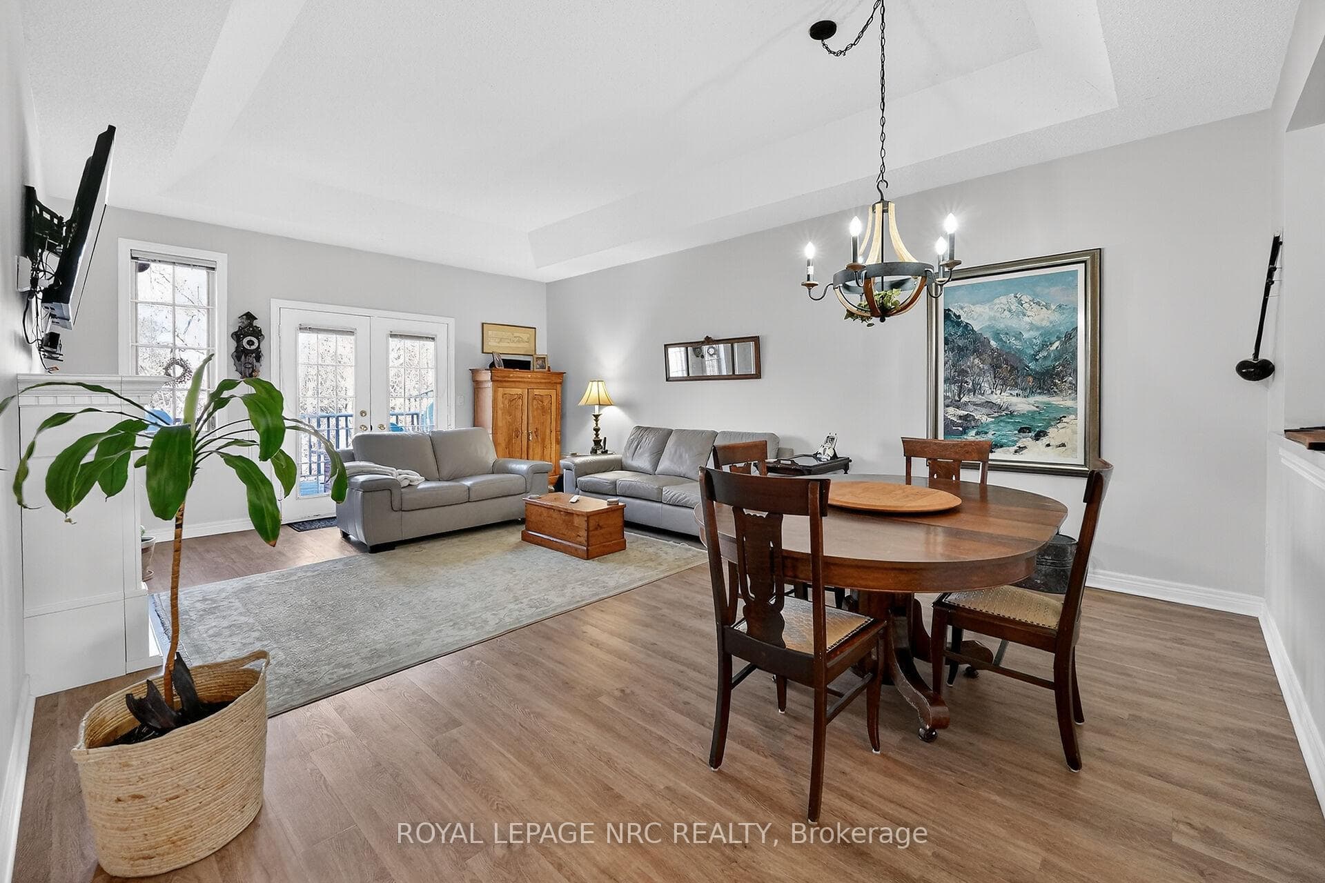 99 Linwell Road Unit 18 photo 11