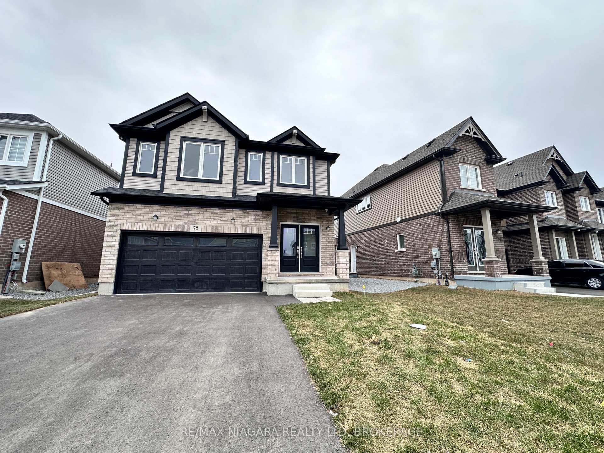 72 Bur Oak Drive photo 2