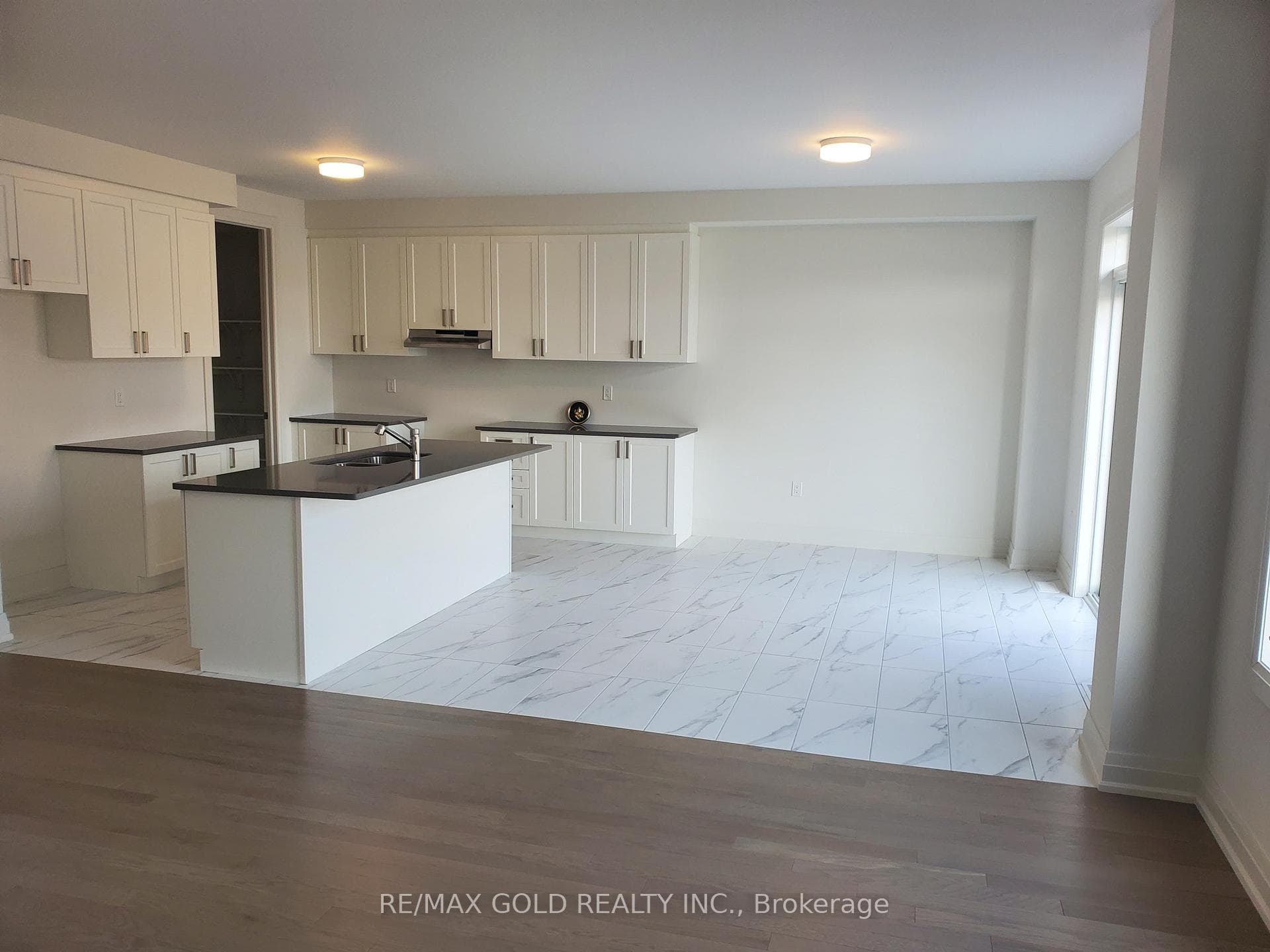 14 Sparrow Way photo 6