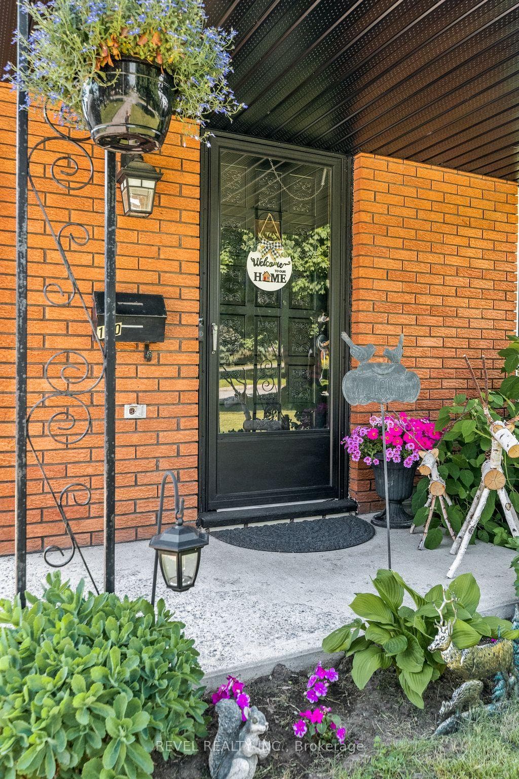 110 Glendale Road photo 3