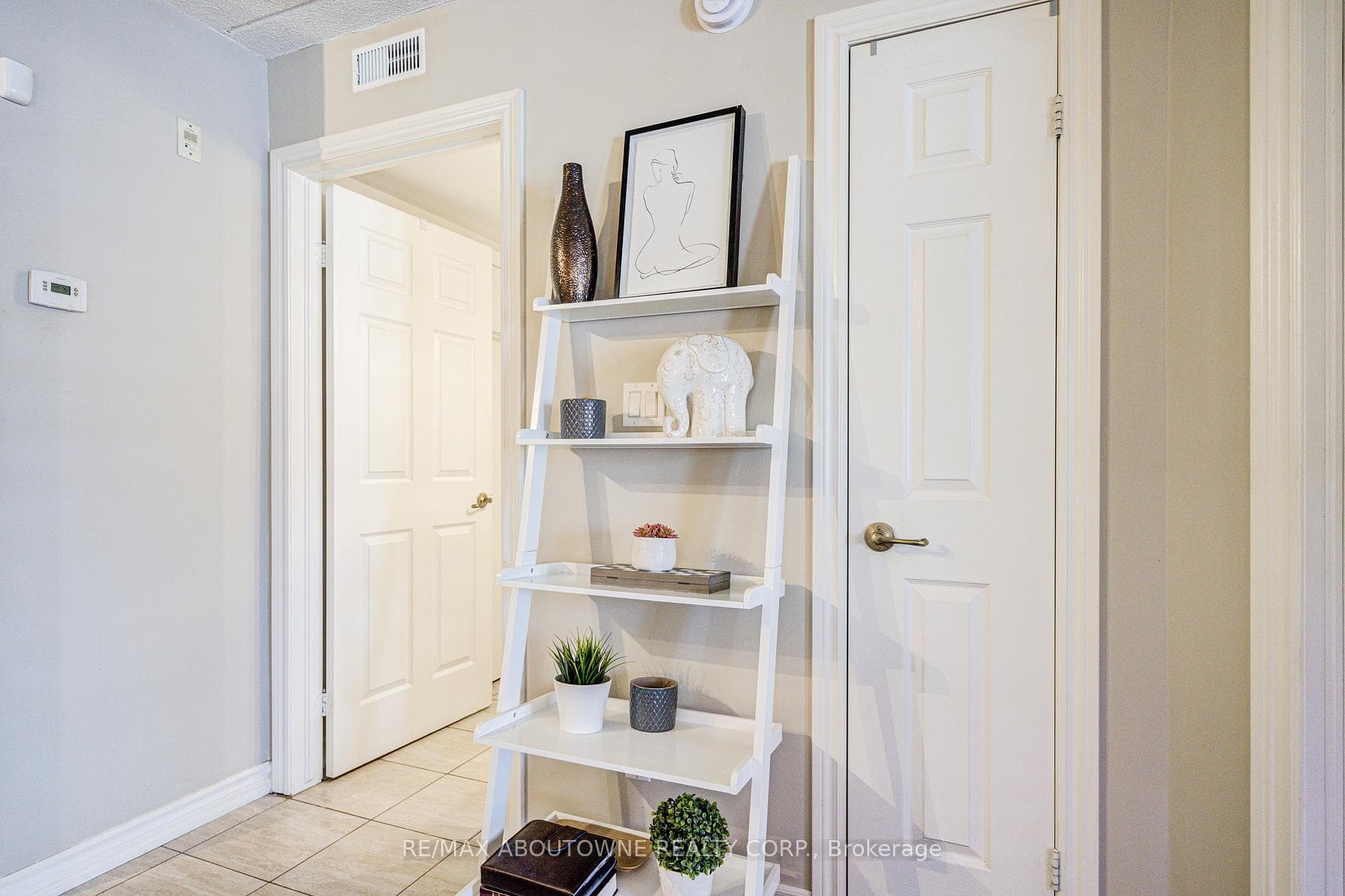 1490 Bishops Gate Unit 109 photo 14