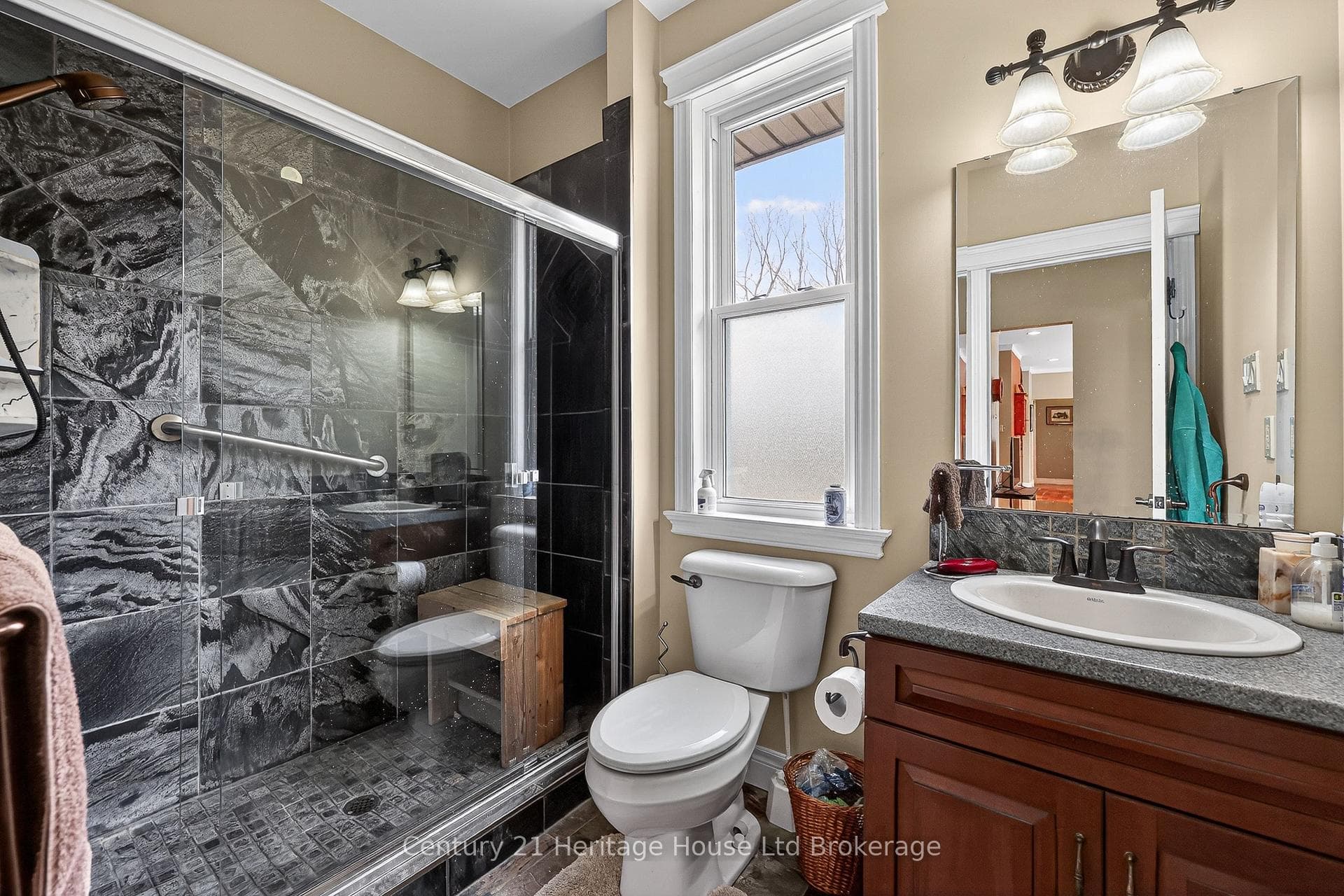 15 Hampden Street photo 24
