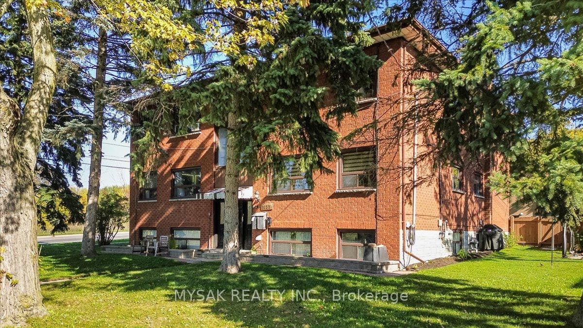 1033 Ravine Road photo 2