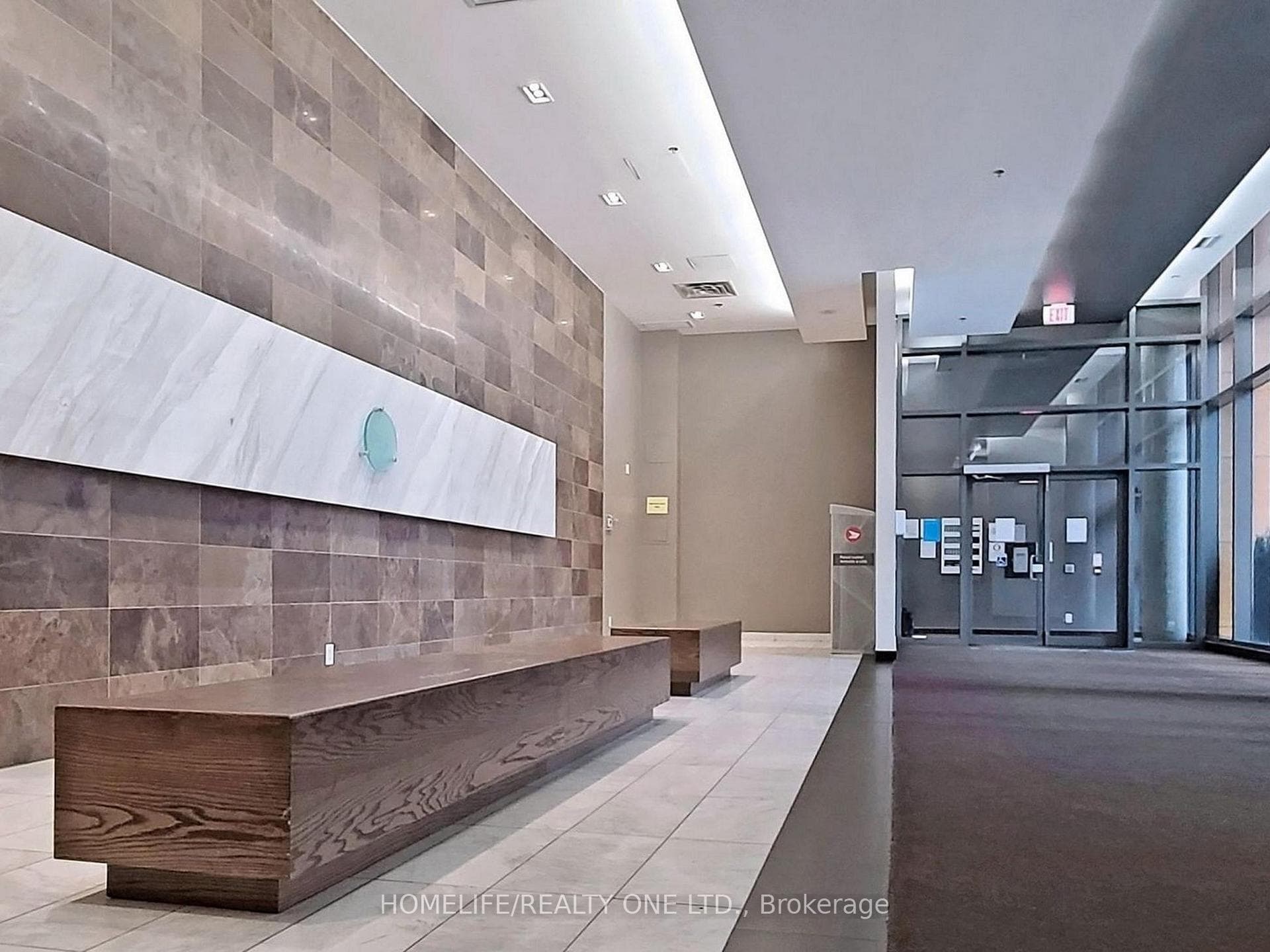 20 Joe Shuster Way Unit 510 photo 4