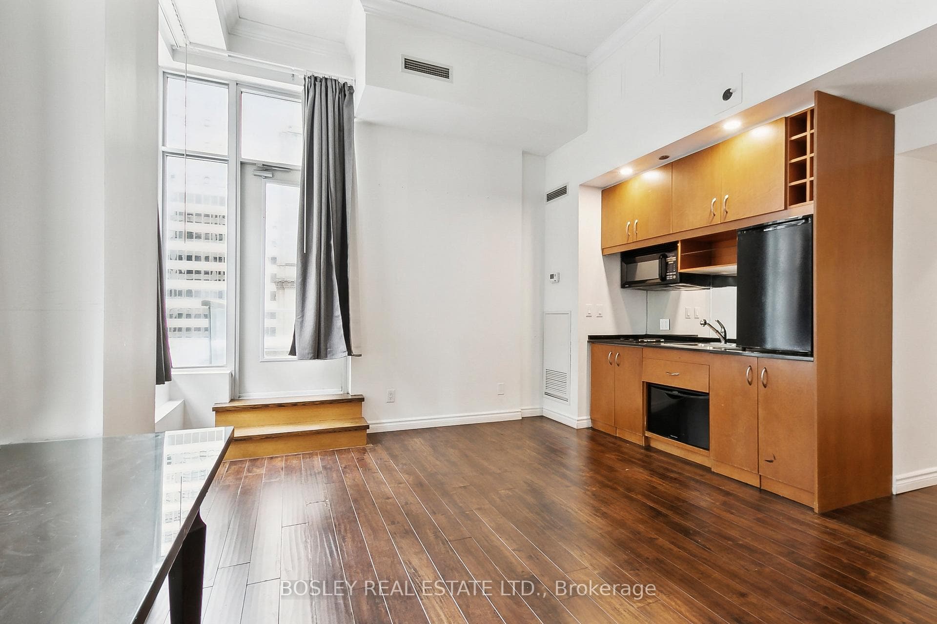 1 King Street Unit 517 photo 8