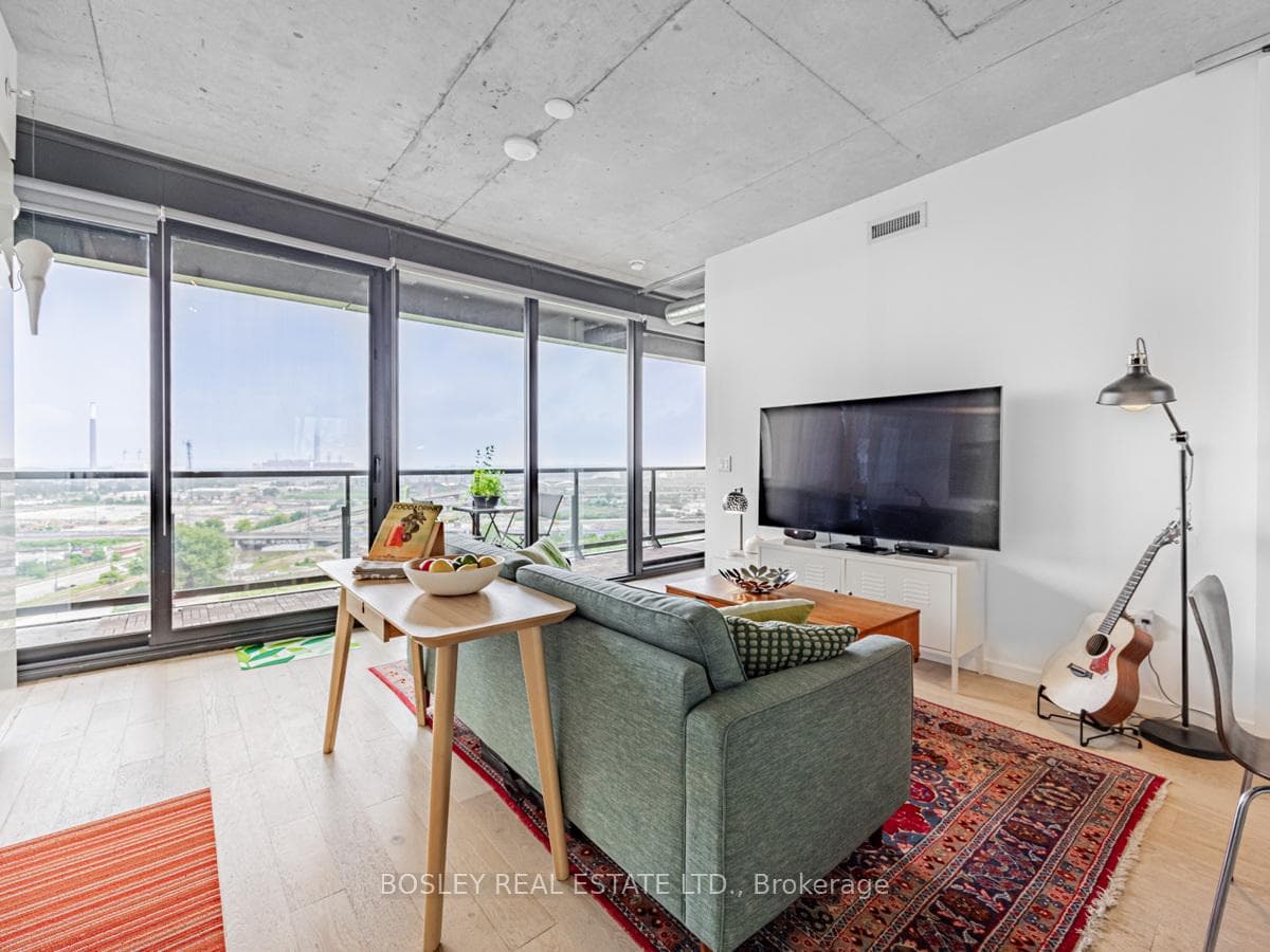 170 Bayview Avenue Unit 1509 photo 10