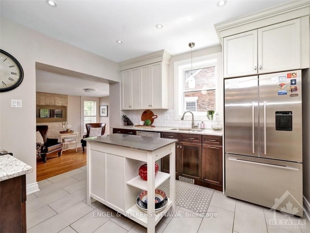 467 ECHO Drive photo 9
