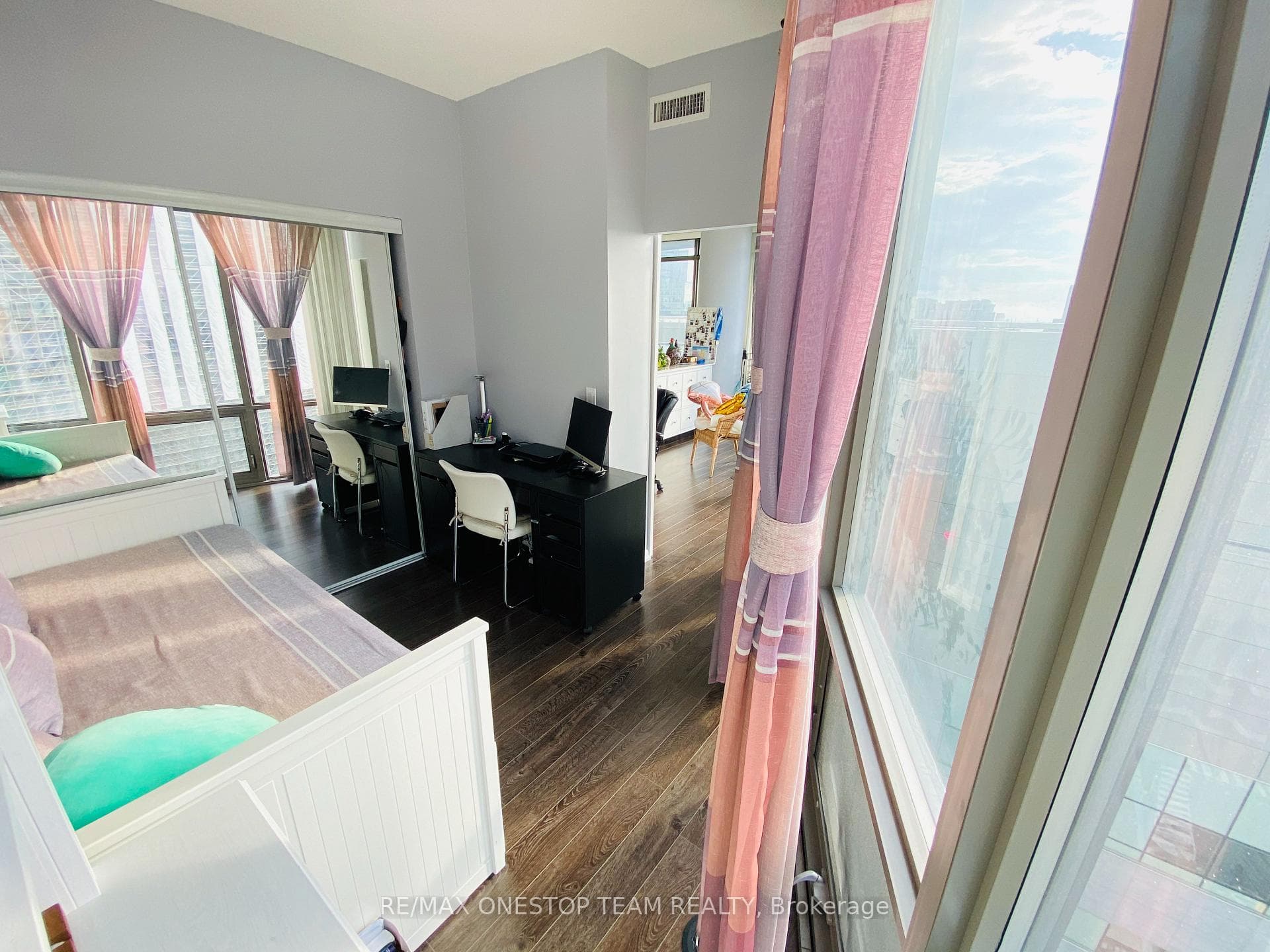 832 Bay Street Unit 1603 photo 13