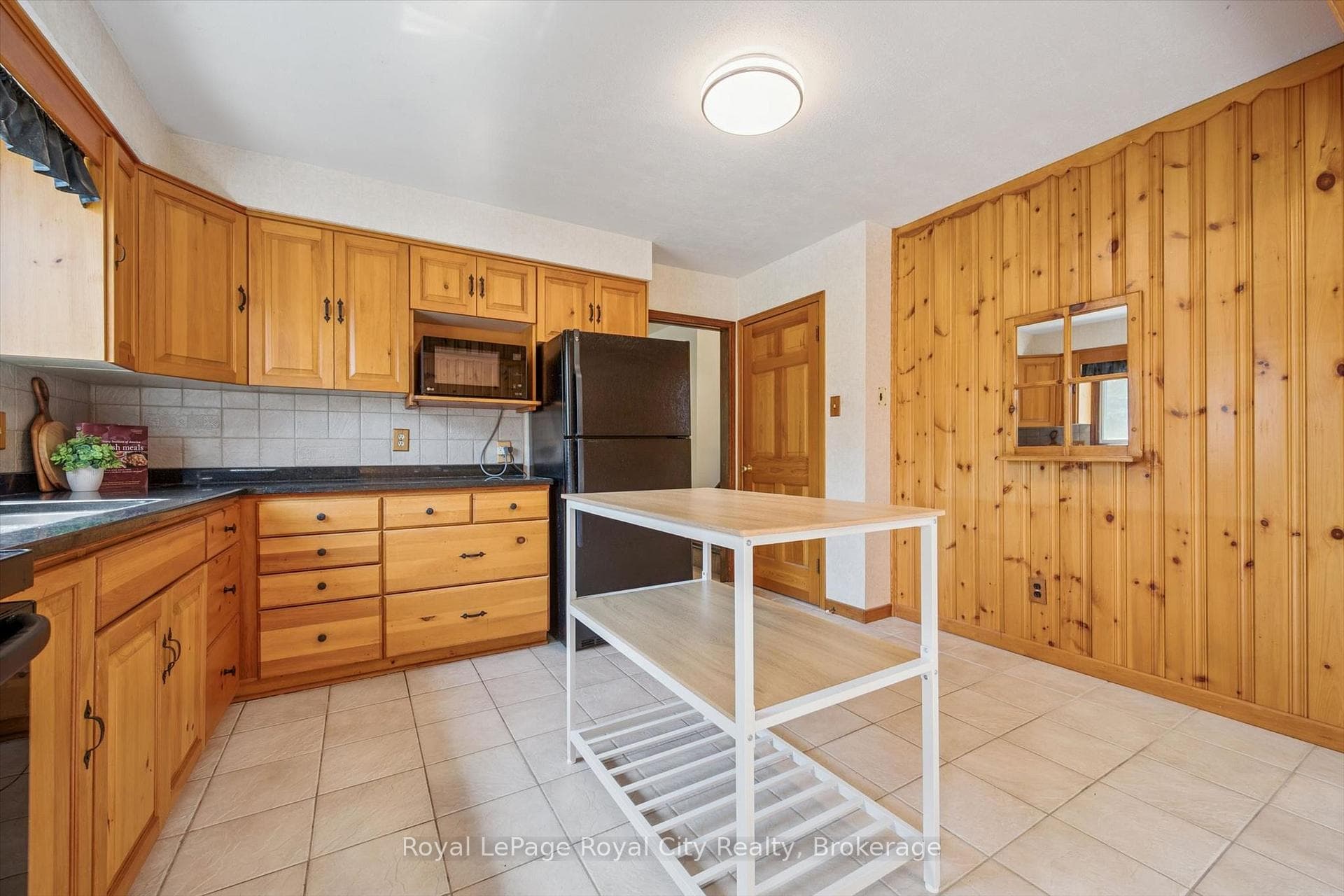 85 Sleeman Avenue photo 13