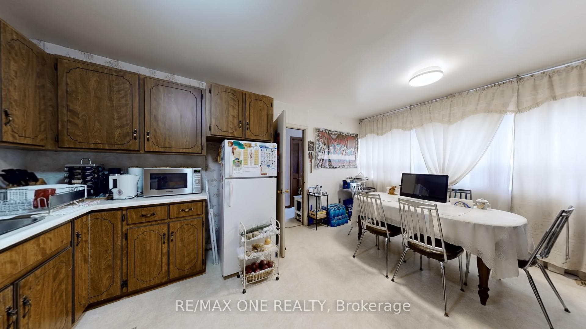 24 Streamdale Court photo 15