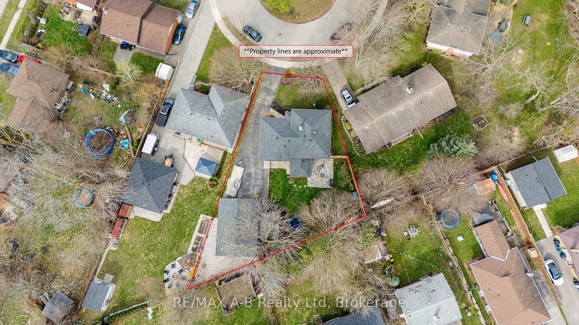19 Linton Place photo 45