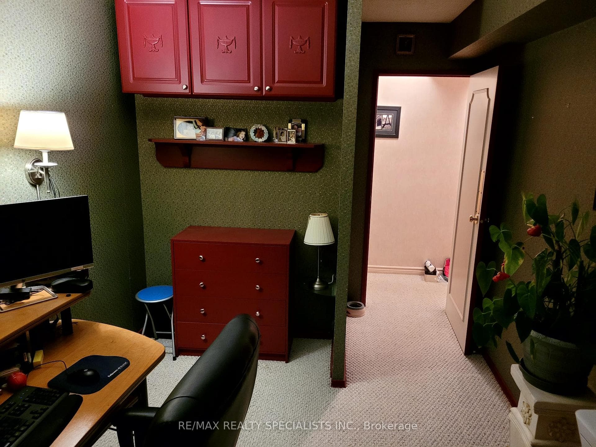 1535 Diefenbaker Court Unit 610 photo 7