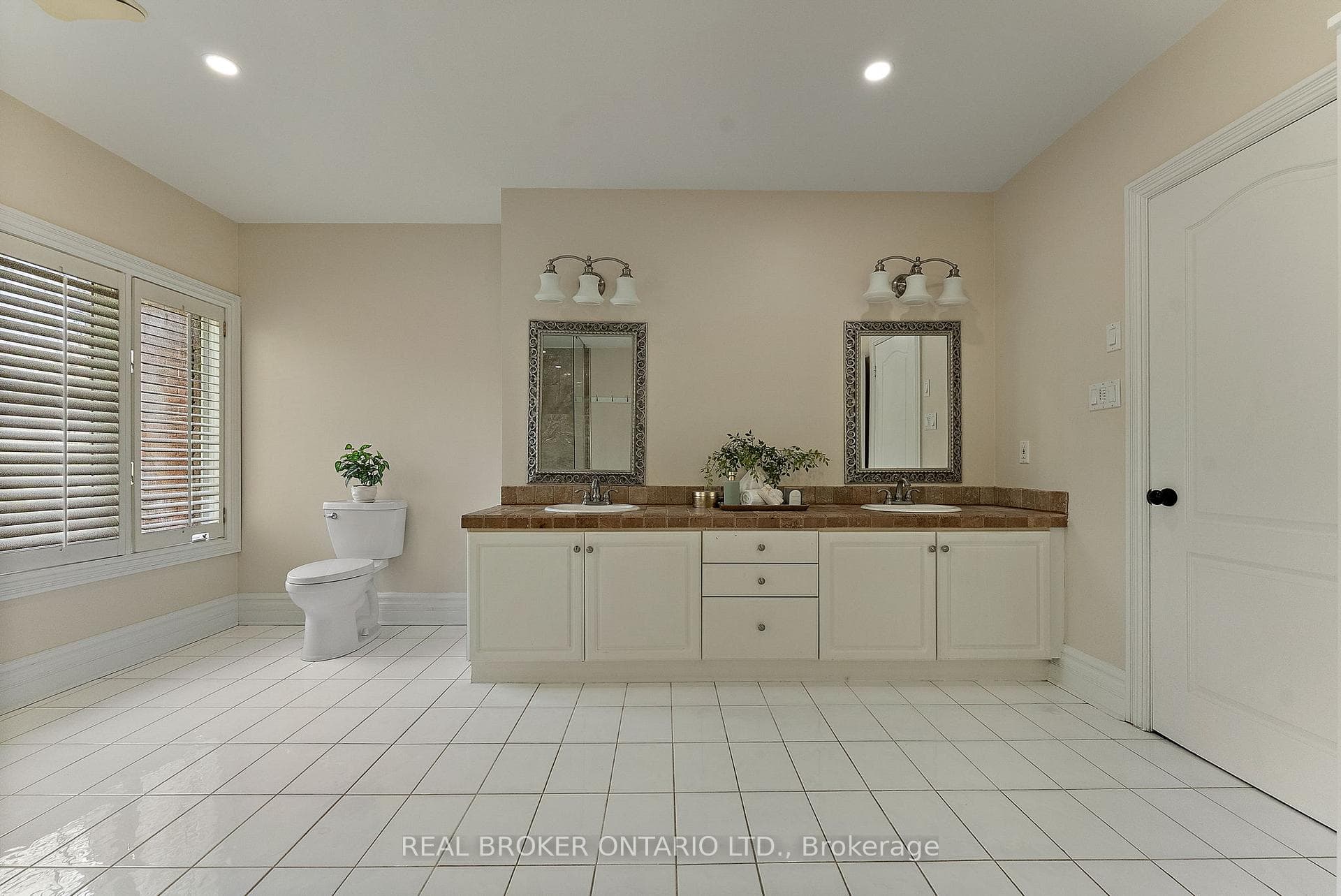 10 Oakview Place photo 26