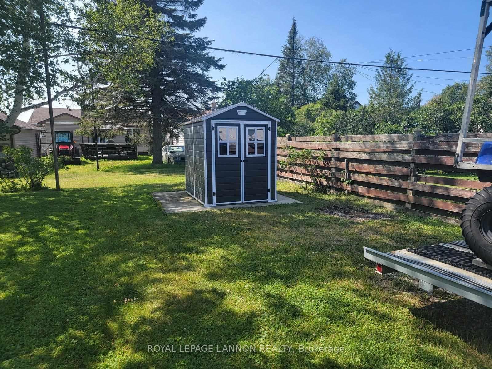 316 Newman Street photo 4