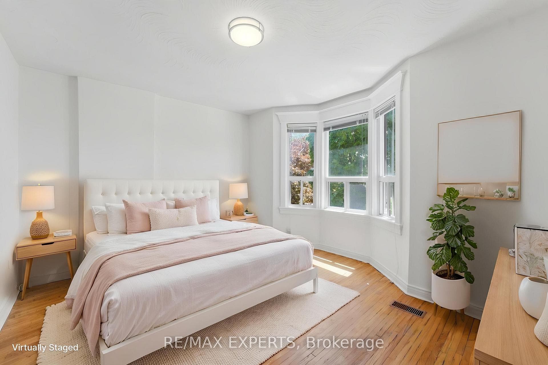 148 Ascot Avenue photo 17