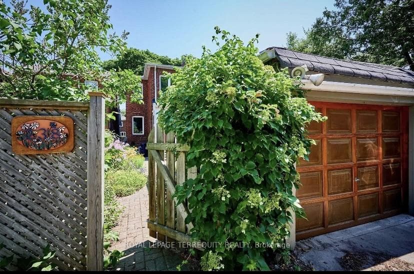 238 Windermere Avenue photo 18