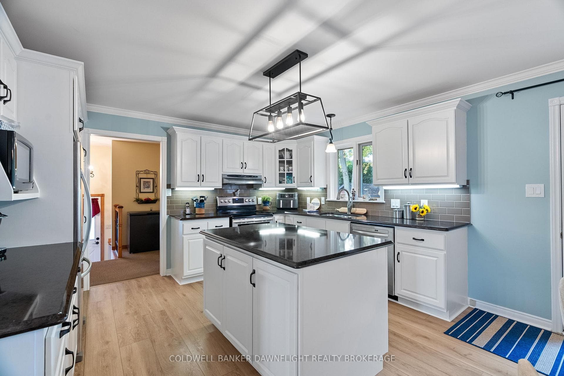 224 Waterloo Street photo 15