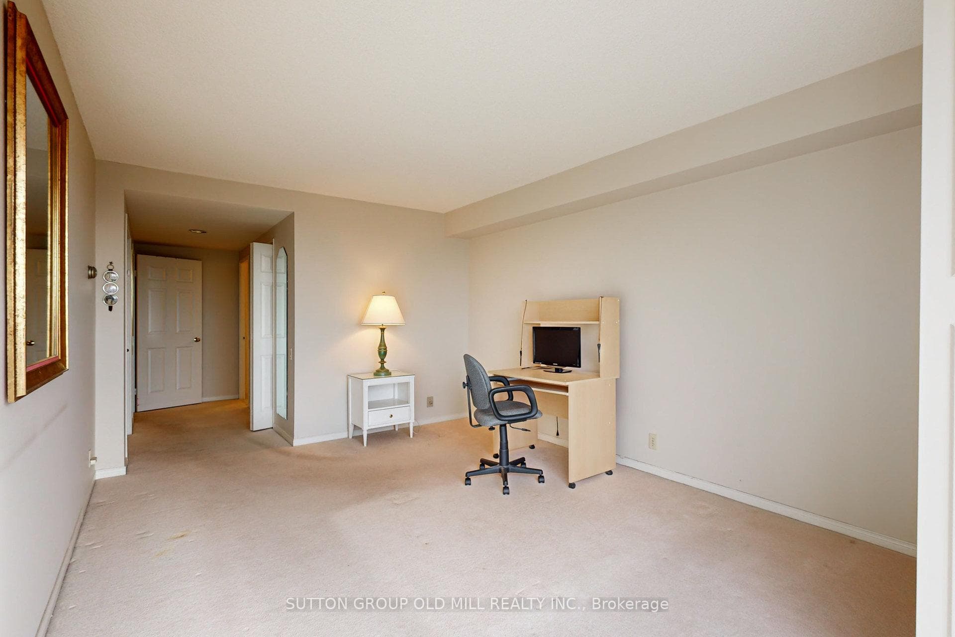 1 Concorde Place Unit 1605 photo 29