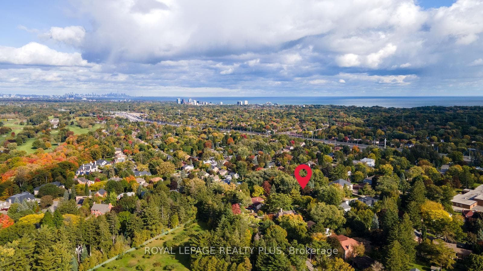2113 Stonehouse Crescent photo 39